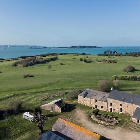 La Ferme Du Golf, Gite Atypique Et Artistique Lancieux Exterior photo